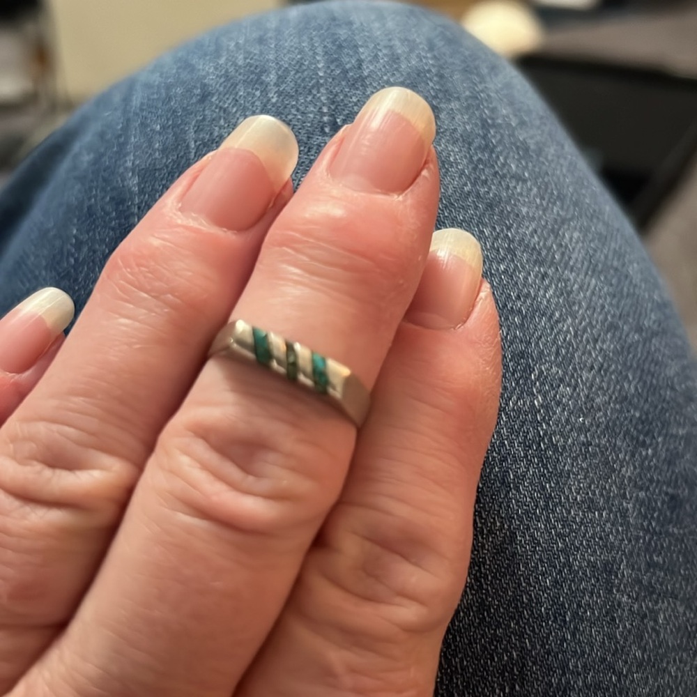 Native American Malachite Sterling Silver ring - Picture 5 of 7